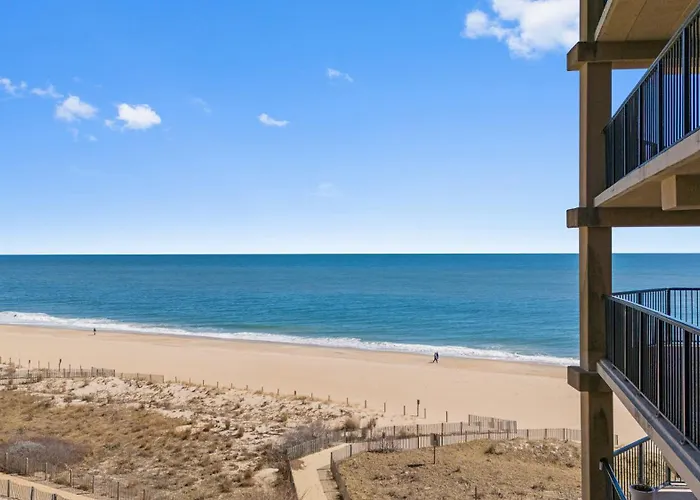 Oceanfront At High Point South Stunning Views & Steps To The Apartment