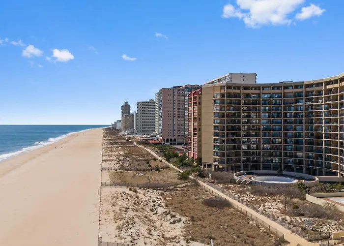Oceanfront At High Point South Stunning Views & Steps To The Apartment *